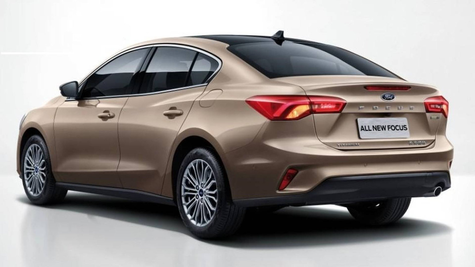 2019-ford-focus-sedan-4