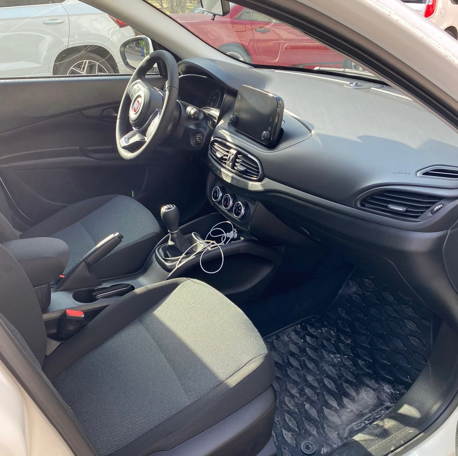 928b33e8-a13f-4773-b8c2-4870901a6617