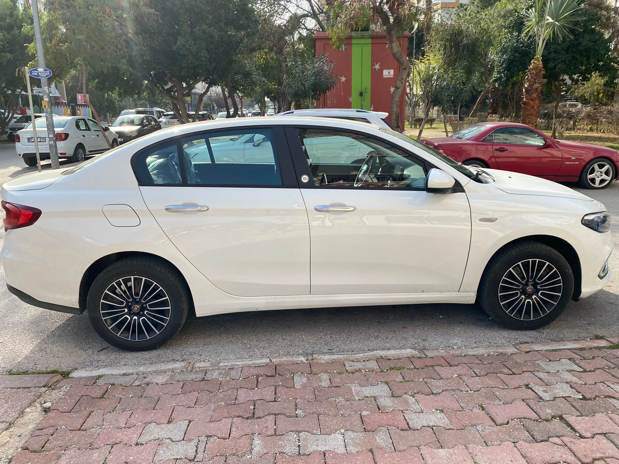 cefff005-3879-4973-a734-696628db5c3e 2